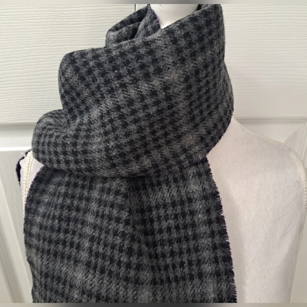 Polo Ralph Lauren Lambs Wool Men's Muffler Scarf   9.5